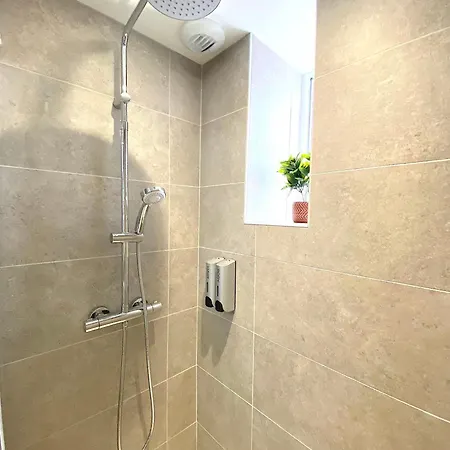 L'essentiel - Cocon Lumineux Au Coeur De Apartman